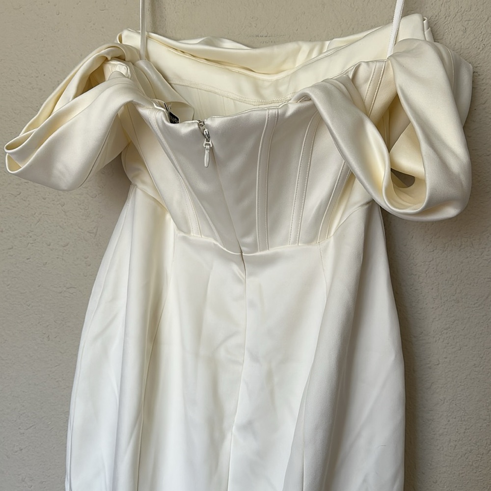 House of CB ‘Antoinette’ Ivory Corset Off Shoulder LIMITED EDITION Bridal GOWN L - Picture 10 of 13